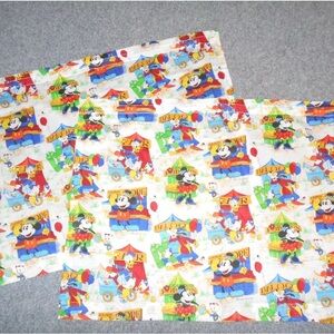 SET OF 2 VTG 70'S  MICKEY MINNIE GOOFY DONALD 41X31 CURTAINS.